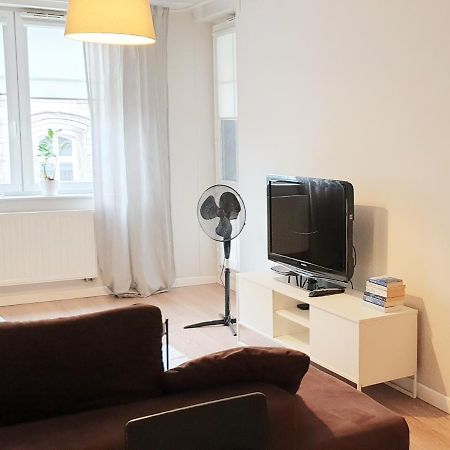 Klimatyczny Apartament Z Balkonem W Samym Centrum Wroclawia - W6 Luaran gambar