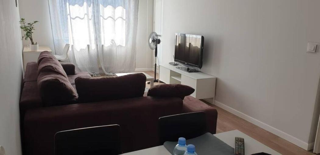 Klimatyczny Apartament Z Balkonem W Samym Centrum Wroclawia - W6 Luaran gambar