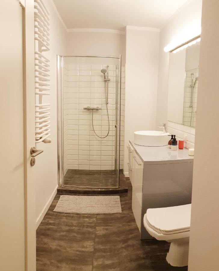 Klimatyczny Apartament Z Balkonem W Samym Centrum Wroclawia - W6 Luaran gambar